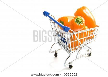 Oranžová Paprika v nákupním vozíku