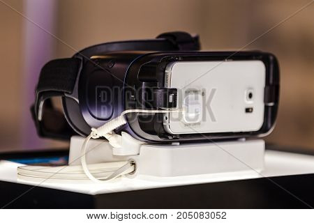 Vr On The Stand
