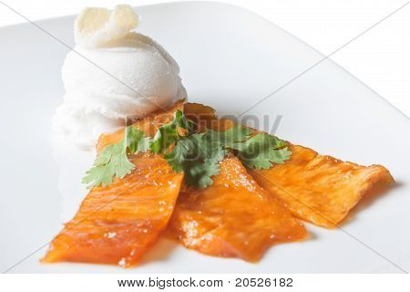 Ananas viipaleita & Coconut Sorbet