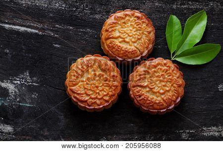Vietnamese Sweet Food, Moon Cake