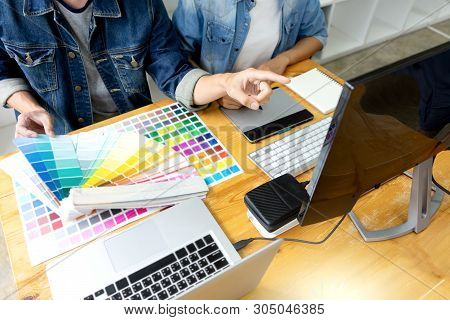 Businessman Work And Showing Computer Screen