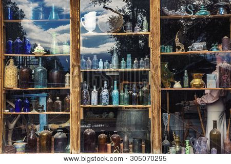 Cerrillos, New Mexico, Usa - October 16, 2018 : Casa Grande Trading Post And Mining Museum Located A