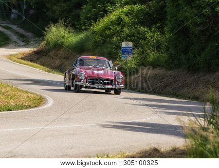 Pesaro Colle San Bartolo , Italy - May 17 - 2018 : Mercedes-benz 300 Sl CoupÉ (w198) 1955 On An Old 