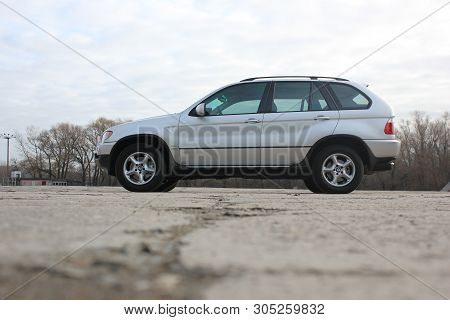Chernigov, Ukraine - November 16, 2017: Bmw X5 (e53) In The Center Of The City