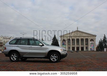 Chernigov, Ukraine - November 16, 2017: Bmw X5 (e53) In The Center Of The City