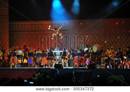 Bangkok, Thailand - 28 May 2019 : Artiste Have Drum Performance  Are Hit Local Ancient Drum And Cult