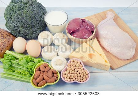 Food Ingredients Containing A Large Amount Of Vitamin B2 (riboflavinum).