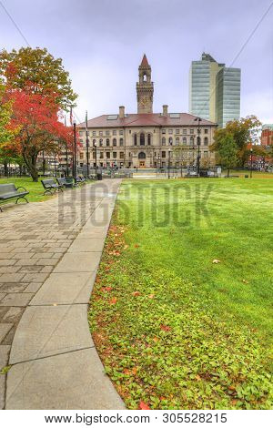 Worcester, Massachusetts/united States - October 10, 2018: A Vertical Of City Hall In [october 10, 2
