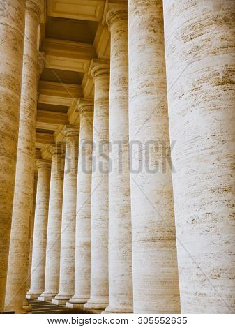 Calming, Golden, Smooth Roman Pillars In A Line
