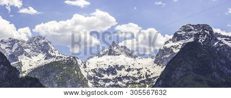 Snowy Mountain Range In Austria: Loferer Steinberge