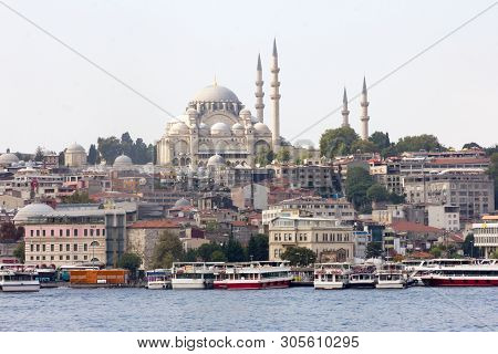 The Suleiman Mosque Overlooking The Bosphorous In Istanbul, Turkey