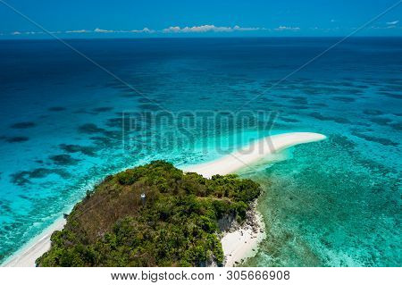 Truly Amazing Island Of Cresta De Gallo, Philippines
