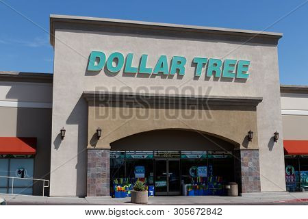 Las Vegas - Circa June 2019: Dollar Tree Discount Store. Offering An Eclectic Mix Of Products At Dis