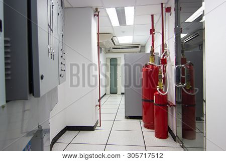 Data Center Room Bangkok Thailand:- May 30, 2018:- Fm-200 Suppression Systems, Fm200 Gas Flooding Sy