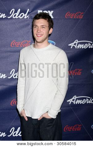 LOS ANGELES - MAR 1: Phillip Phillips.Colton Dixon ankommer på American Idol sæson 11 Top 13 Pa