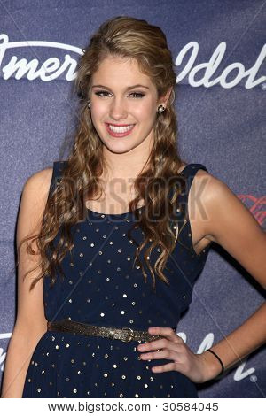 LOS ANGELES - MAR 1: Shannon Magrane.Colton Dixon arriva a American Idol Season 11 Top 13 Par