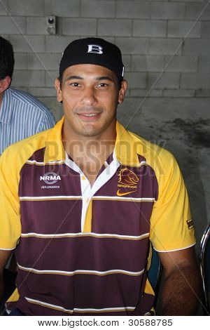 JUSTIN HODGES - บรองพัดลมวัน