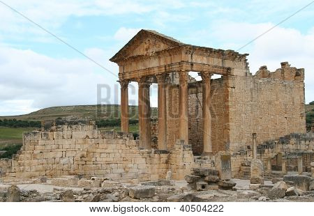 Dougga romok, Tunézia