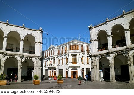 Impressive White Colonial Buildings Of 