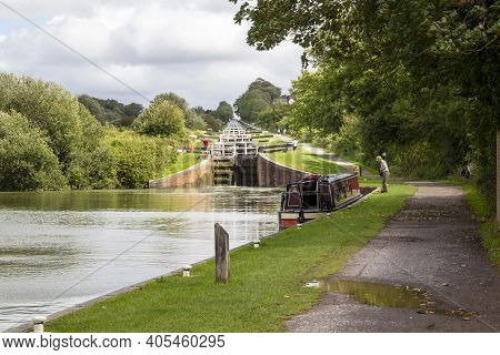 Devizes, Wiltshire, Uk, August 25 2020. Caen Hill Locks On The Kennet And Avon Canal. Devizes, Engla