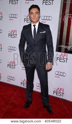 LOS ANGELES - NOV 03: Ed Westwick Ankunft 