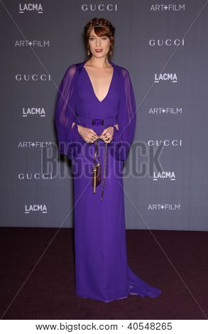 LOS ANGELES - OCT 27: FLORENCE WELCH ankommer til LACMA værter 2012 kunst + Film Gala på 27 oktober