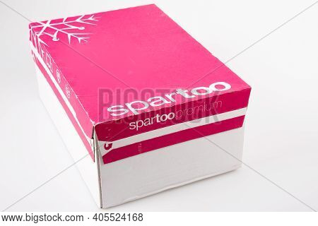 Bordeaux , Aquitaine  France - 01 24 2021 : Spartoo Logo Brand And Sign Text Of Retail Shoes Deliver