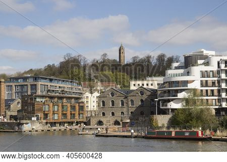 Bristol, Uk - April 8, 2019. Cabot Tower A Grade Ii Listed Building Built 1890s, Situated In A Publi