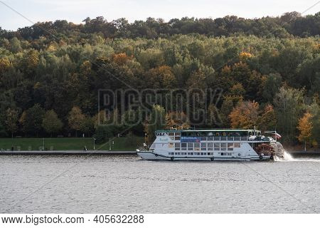 Wheeled Pleasure Motor Ship On The Moscow River Against The Background Of Vorobyevskaya Embankment, 