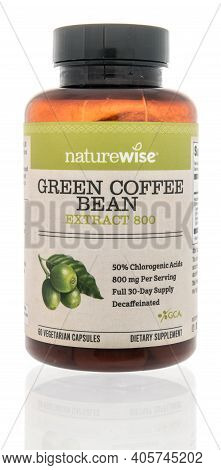 Winneconne, Wi -12 January 2021: A Package Of Naturewise Green Coffee Bean Extract Supplement On An 