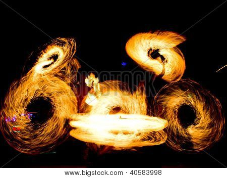 มนุษย์คบเพลิงสีส้ม Flames