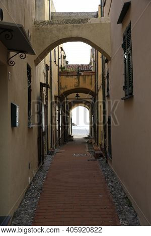 Varigotti (sv), Italy - December 30, 2017: A Tipycal Road And Houses In Varigotti Village, Italian R