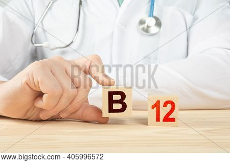 Essential Vitamins And Minerals For Humans. Doctor Recommends Taking Vitamin B12. Doctor Talks About