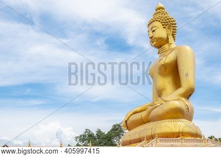 Golden Buddha In Chiang Saen Style In Phutthamonthon (buddhist Park) Build To Celebrate Its 750th An