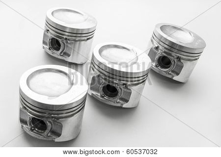 Pistons