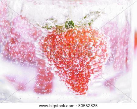 Strawberry In Mineral Water With Boobles