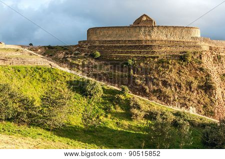 Ingapirca, Largest Known Inca Ruins In Ecuador