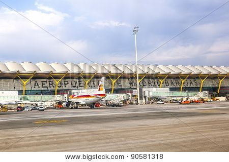 Airport Barajas In Madrid With The New International Arrival Gates