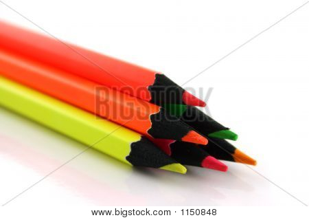 Pyramide de 6 crayons de néon