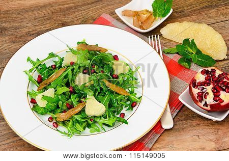 Salad Mix Batavian, Frise, Radicchio, Chicory, Cranberry, Grapef