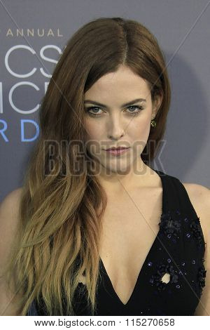 LOS ANGELES - JAN 17:  Riley Keough at the 21st Annual Critics Choice Awards at the Barker Hanger on January 17, 2016 in Santa Monica, CA