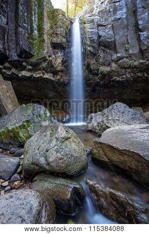 Hedge Creek Falls