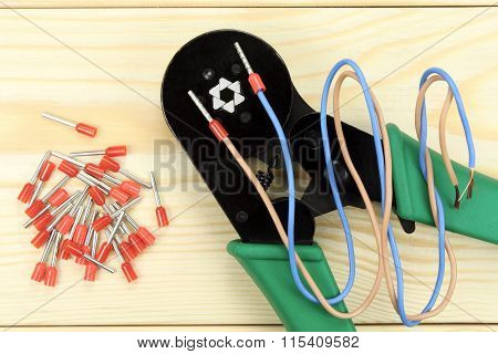 Crimping Tool For Wires