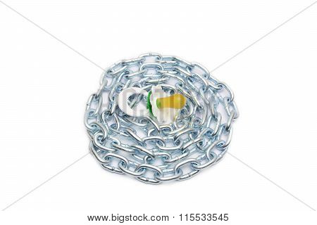 chain around  soother