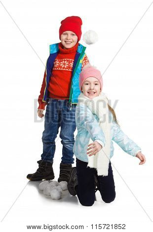 Cildren playing in the snow