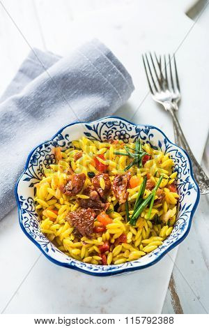 Helthy Orzo Pasta And Rosted Tomatos Meal
