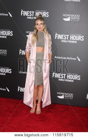 LOS ANGELES - JAN 25:  Veronica Dunne at the The Finest Hours World Premiere at the TCL Chinese Theater IMAX on January 25, 2016 in Los Angeles, CA