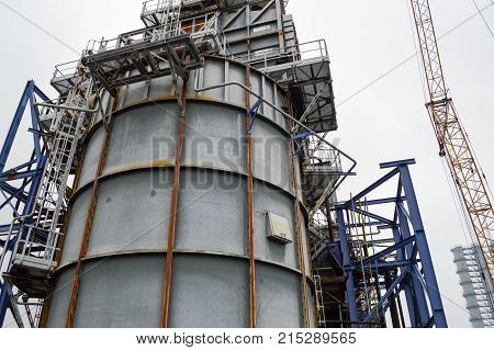 Large capacity for the petrochemical industry. Chemical plant.