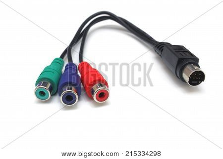 The RCA composite audio video cables isolation