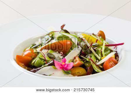 Fresh Vegetable Salad